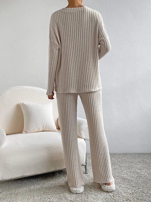 Serena Ribbed Knit Trousers and Jumper Set for Women - Image 2